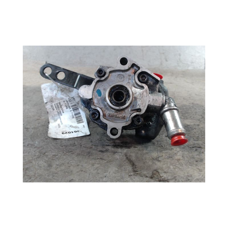 POMPE DIRECTION ASSISTEE JAGUAR X-TYPE