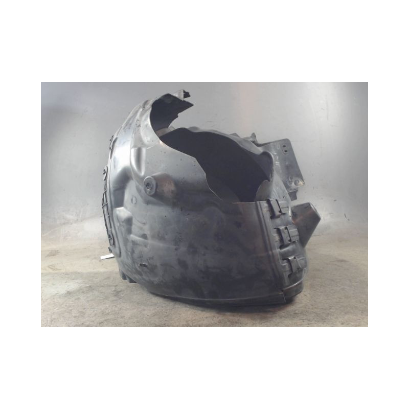 PARE-BOUE AVANT GAUCHE MERCEDES CLASSE C 2007-