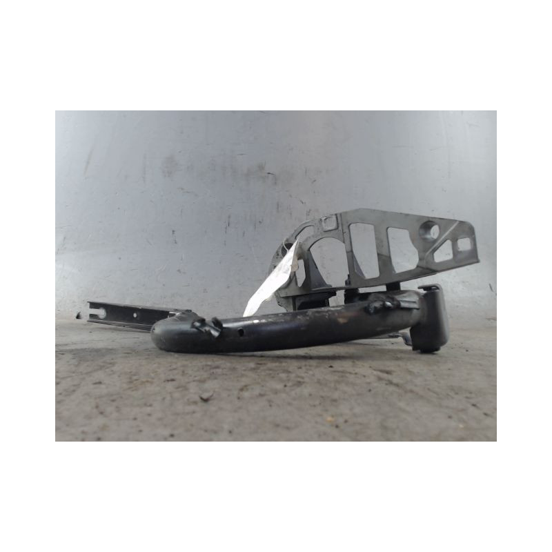 COMPAS DROIT COFFRE ARRIERE MERCEDES CLASSE C 2007-
