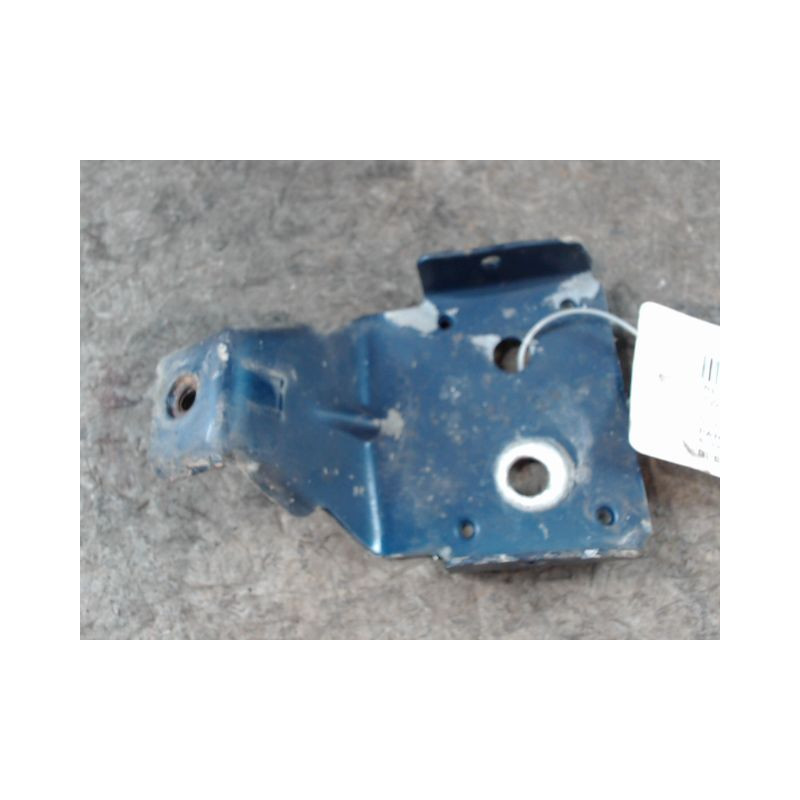 SUPPORT PARE-CHOC AVG RENAULT TWINGO 93-98