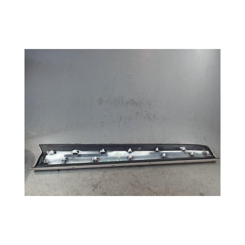 PROTECTION PORTE AVANT GAUCHE VOLKSWAGEN TIGUAN 2009-