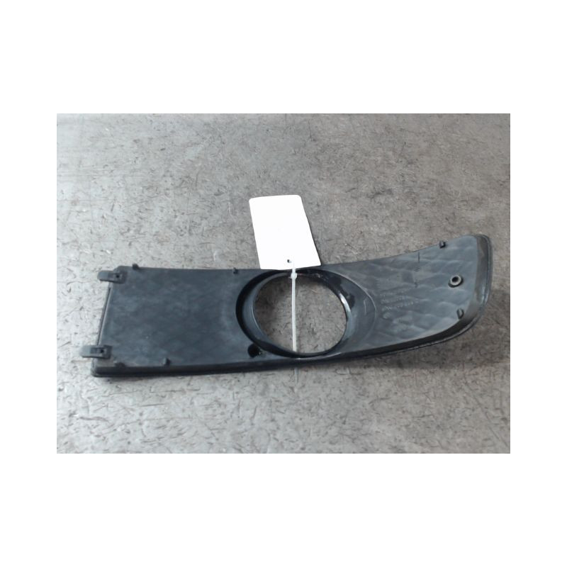 OBTURATEUR PHARE ADDITIONNEL PARE-CHOC AVD VOLKSWAGEN POLO 99-2001