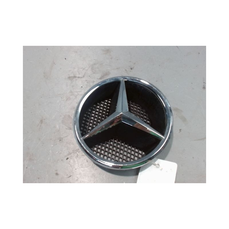 SIGLE CALANDRE MERCEDES CLASSE B 05-08
