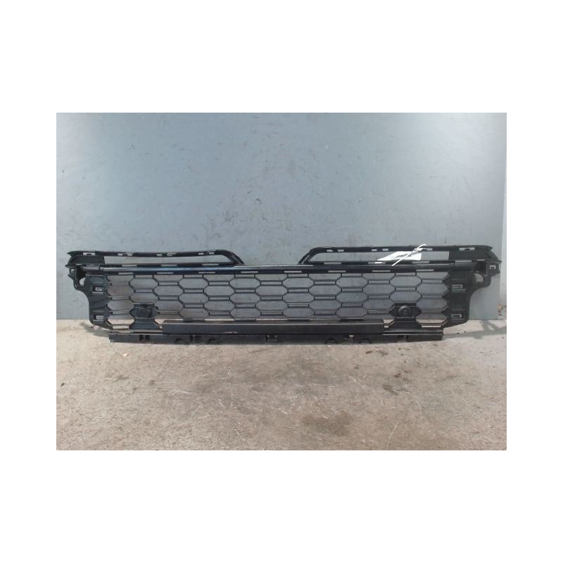 GRILLE PARE-CHOC AVANT SKODA KAMIQ