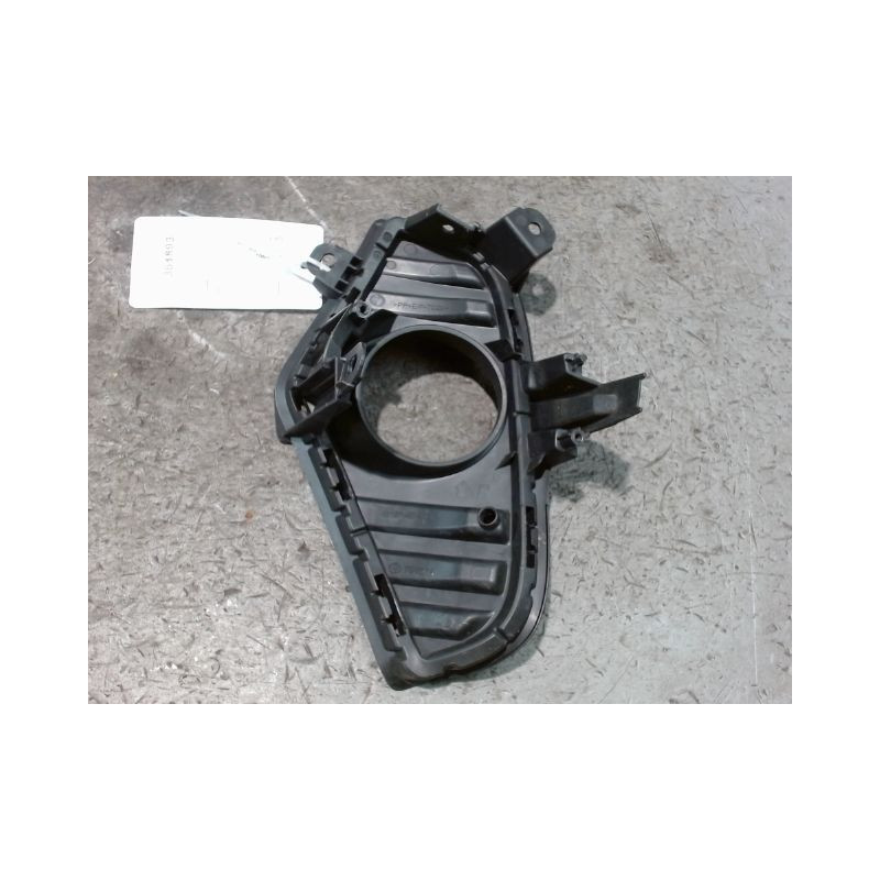 OBTURATEUR PHARE ADDITIONNEL PARE-CHOC AVD TOYOTA RAV4