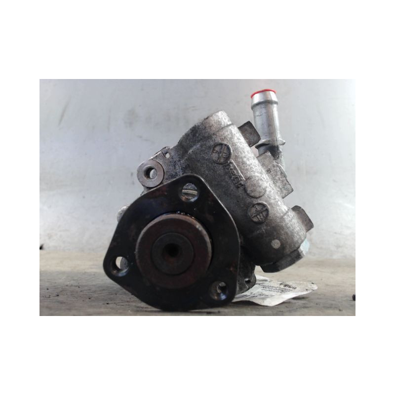 POMPE DIRECTION ASSISTEE B.M.W. X1