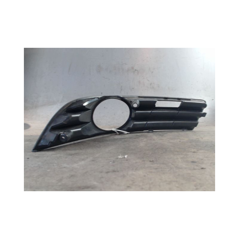 OBTURATEUR PHARE ADDITIONNEL PARE-CHOC AVD VOLKSWAGEN PASSAT SW 2005-