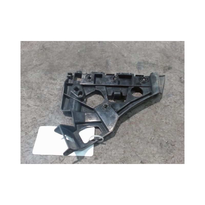 SUPPORT PARE-CHOC AVD OPEL ASTRA 2004-