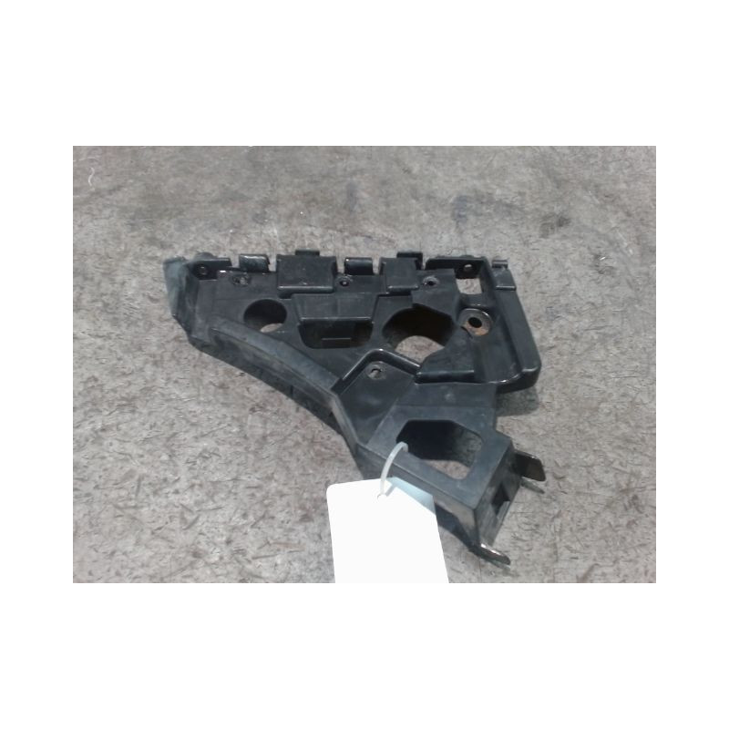 SUPPORT PARE-CHOC AVD OPEL ASTRA 2004-