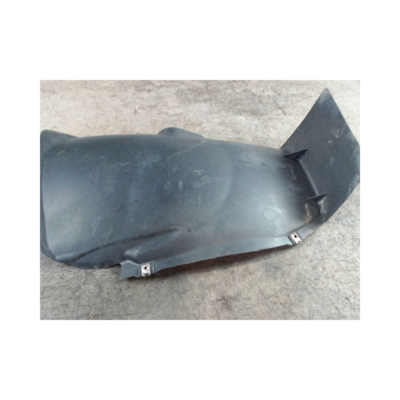 PARE-BOUE ARRIERE GAUCHE RENAULT KANGOO 2000-2003