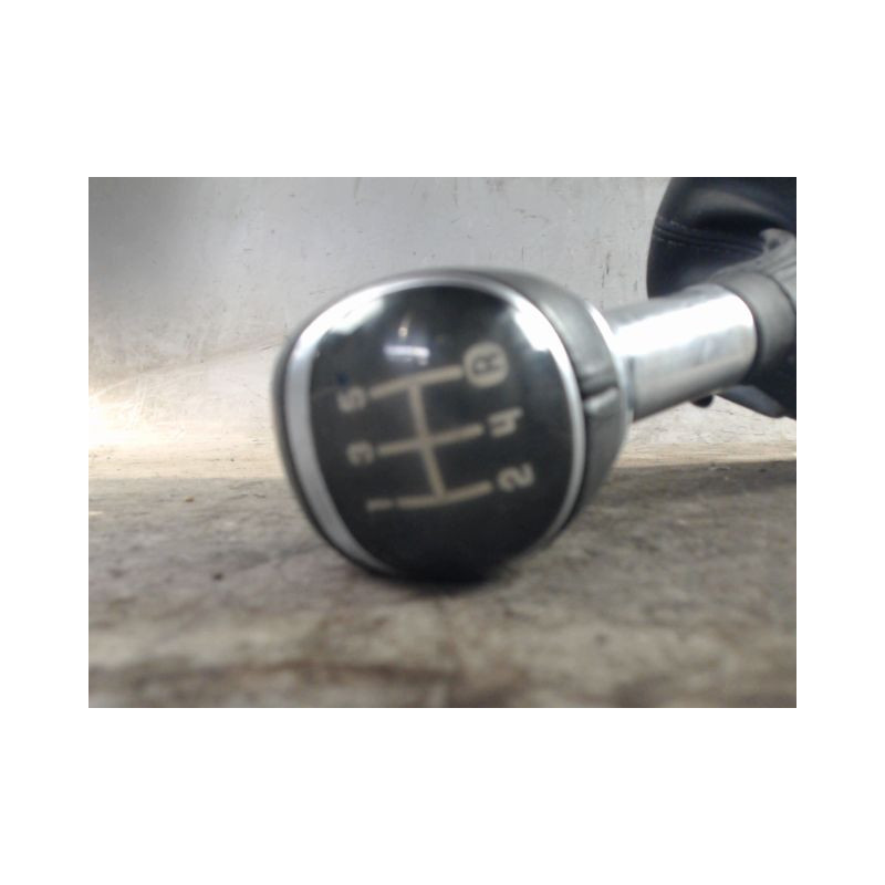 LEVIER DE VITESSES FIAT 500 2007- 1.3 D Multijet 
