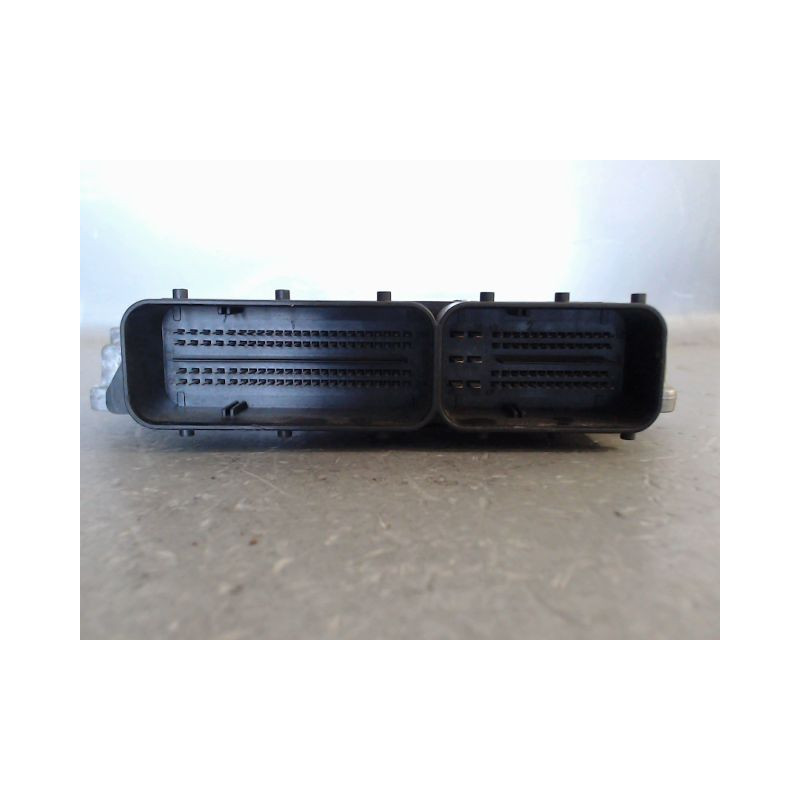 CALCULATEUR MOTEUR MERCEDES CLASSE E