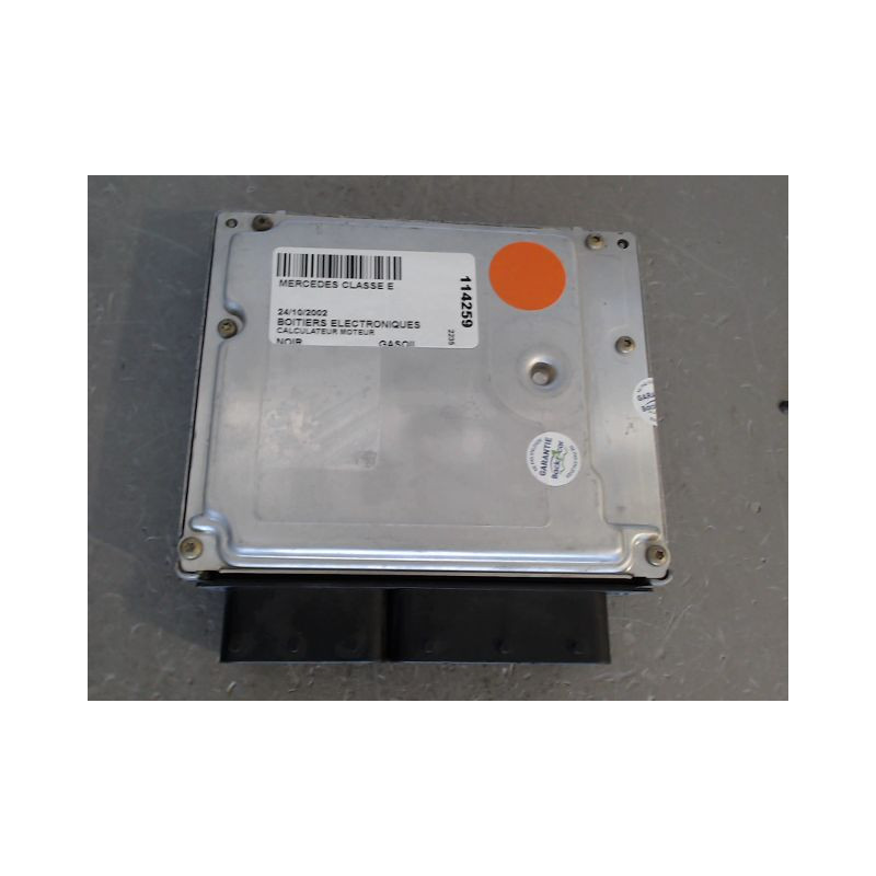 CALCULATEUR MOTEUR MERCEDES CLASSE E