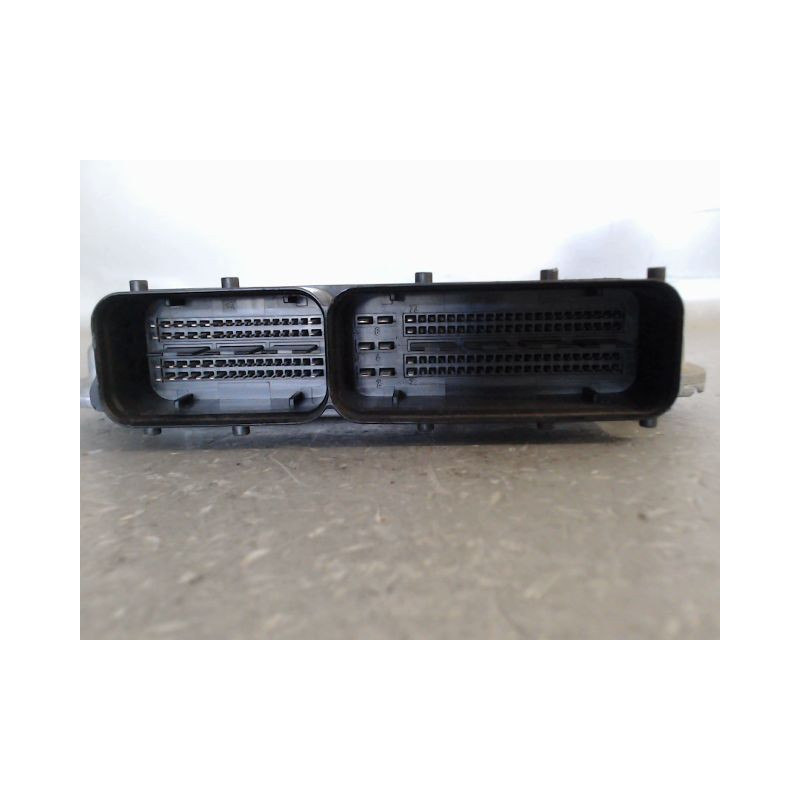 CALCULATEUR MOTEUR AUDI A3