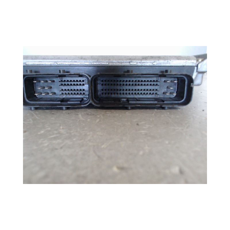 CALCULATEUR MOTEUR FIAT PUNTO