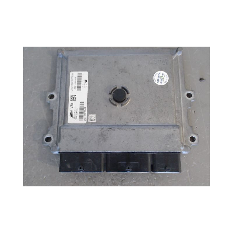 CALCULATEUR MOTEUR RENAULT CLIO