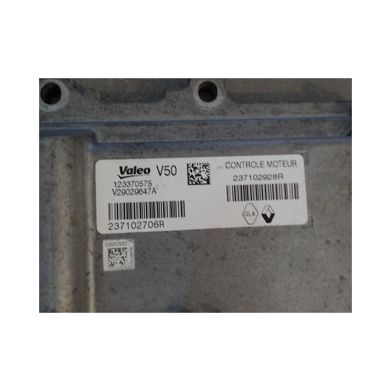 CALCULATEUR MOTEUR RENAULT CLIO