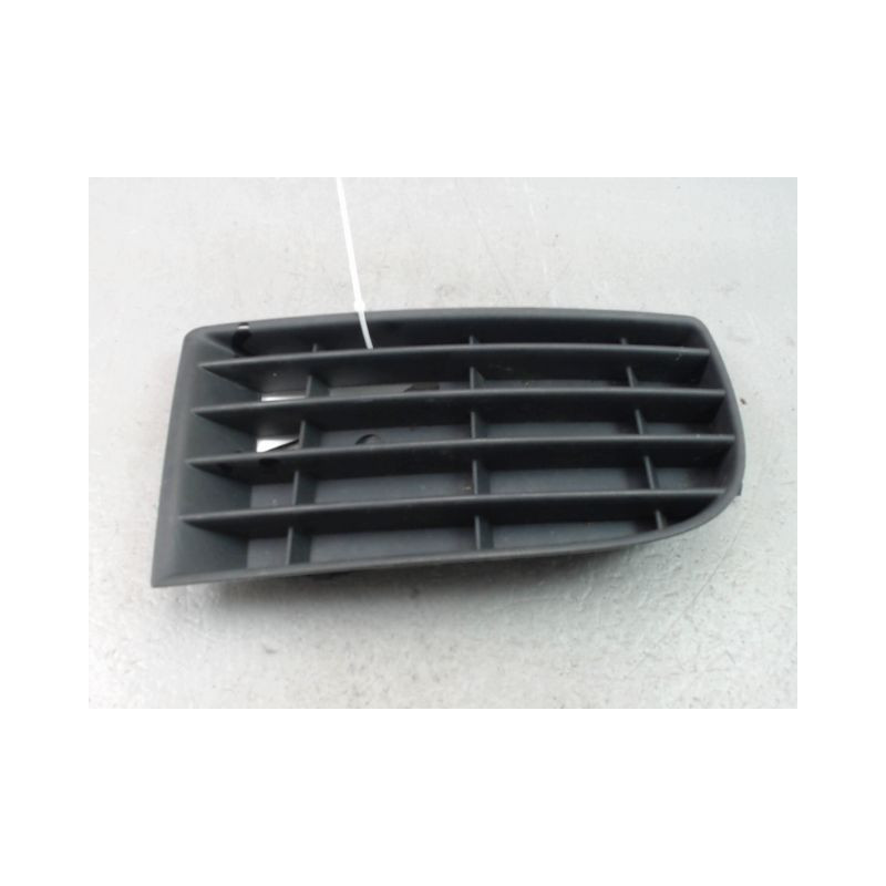 GRILLE VENTILATION PARE-CHOC AVD VOLKSWAGEN GOLF V 2003-2008