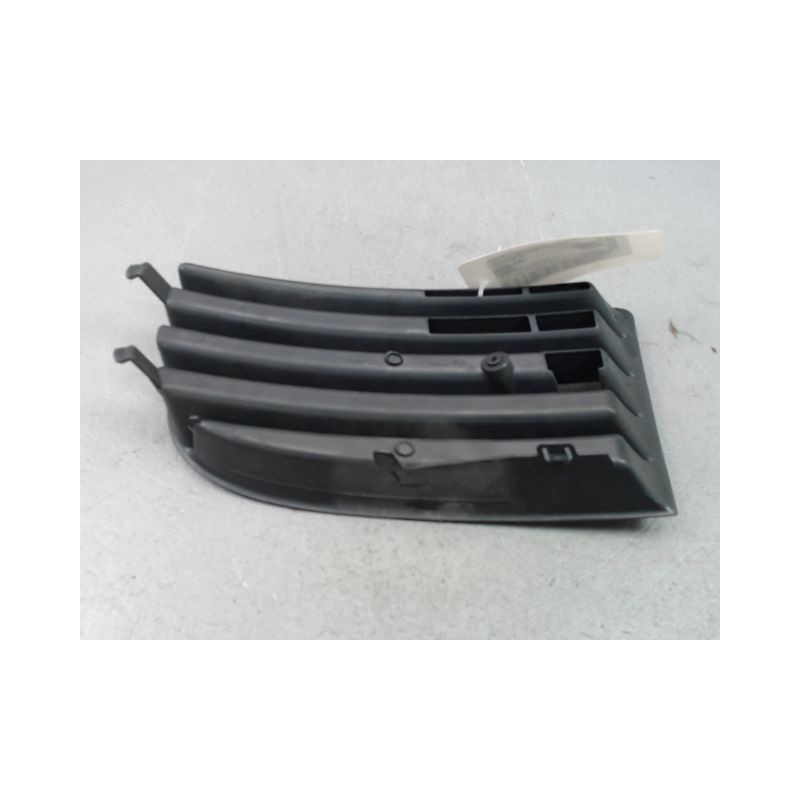 GRILLE VENTILATION PARE-CHOC AVD VOLKSWAGEN GOLF V 2003-2008