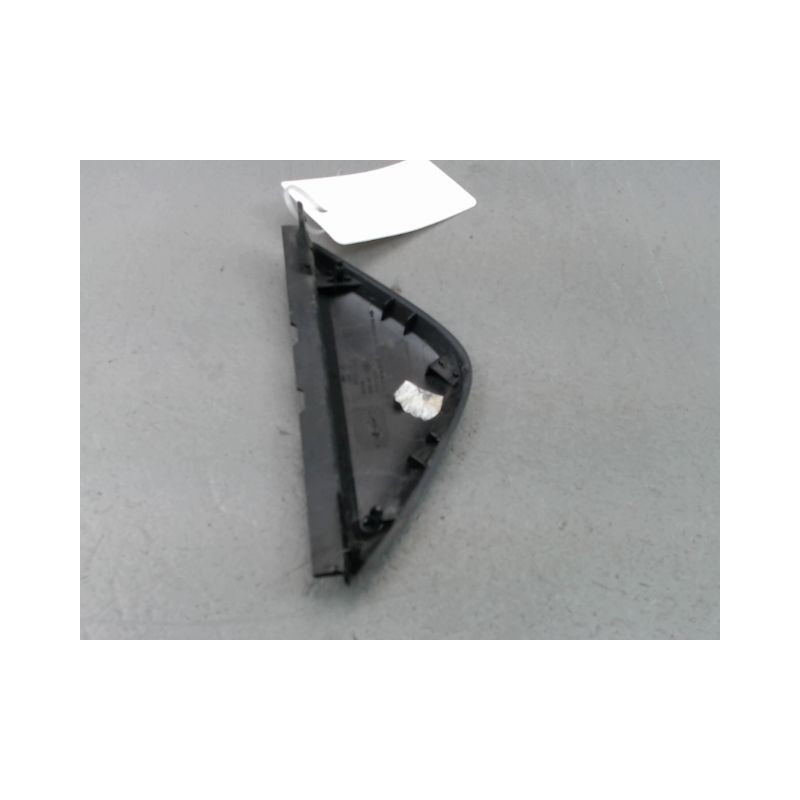 ELARGISSEUR AILE AVANT GAUCHE RENAULT TRAFIC