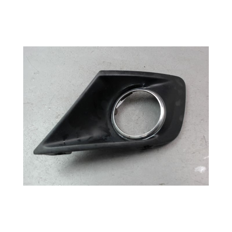 ENJOLIVEUR PARE-CHOC AVG PEUGEOT 207 2006-2013