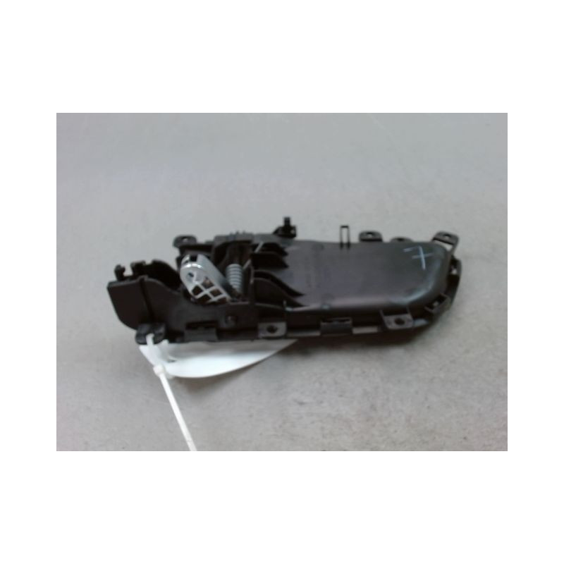 POIGNEE INTERIEURE PORTE AVANT DROIT LAND ROVER DISCOV.SP