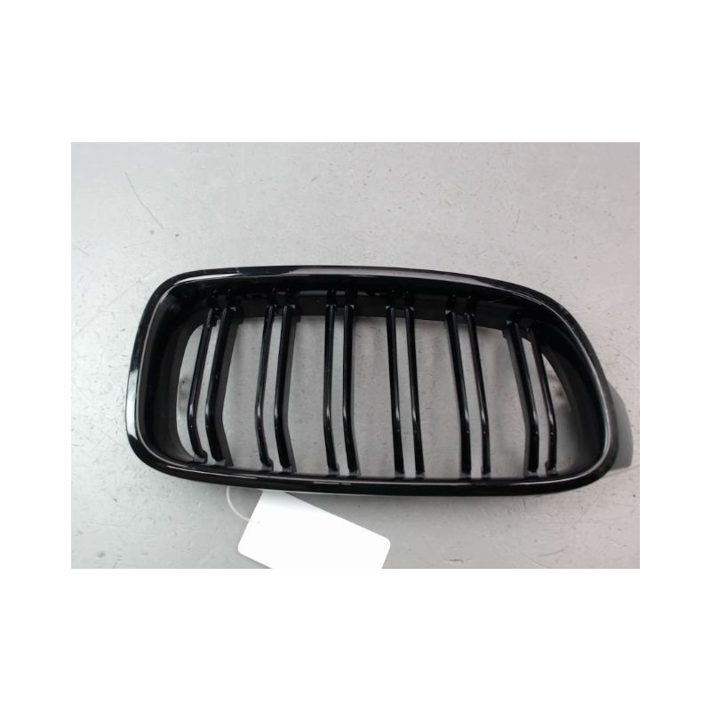 GRILLE VENTILATION PARE-CHOC AVD BMW SERIE 3 BERL. VI (F30/F80) 2011-...