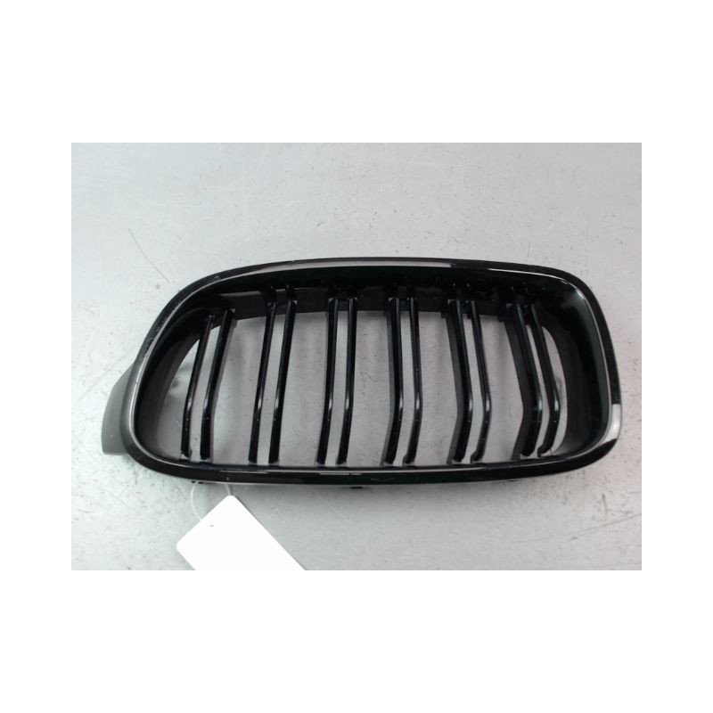 GRILLE VENTILATION PARE-CHOC AVG BMW SERIE 3 BERL. VI (F30/F80) 2011-...