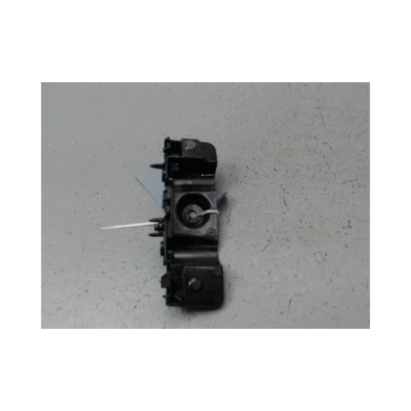SUPPORT PARE-CHOC AVG RENAULT CLIO