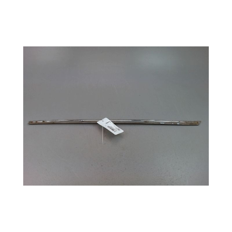 PROTECTION PORTE ARRIERE DROIT VOLKSWAGEN PASSAT SW 2005-