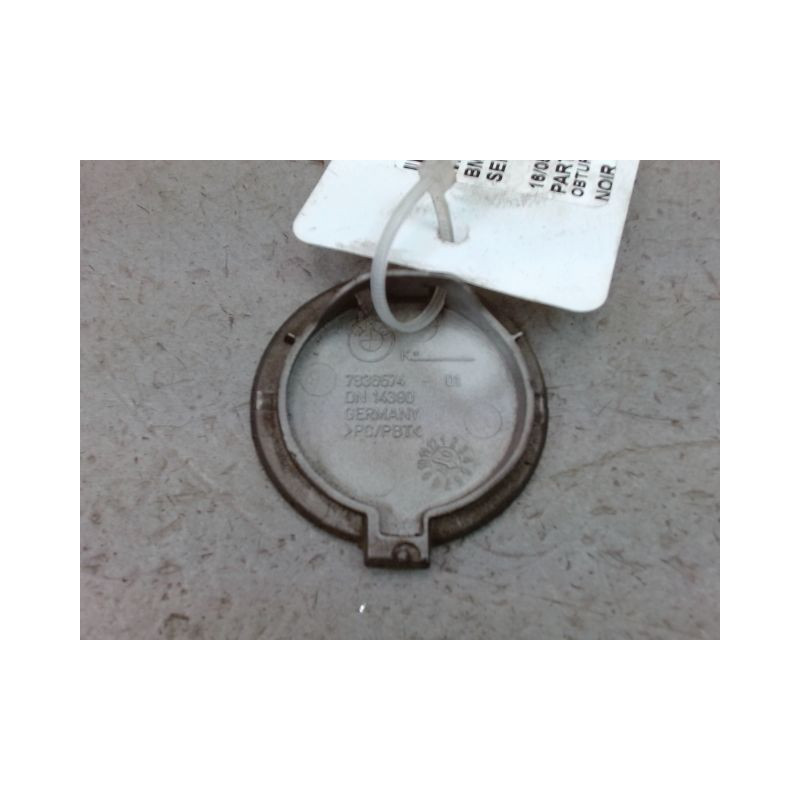 OBTURATEUR COUVRE CROCHET DE BOUCLIER AV BMW SERIE 1 I Phase 2 (E87) 2007-2011