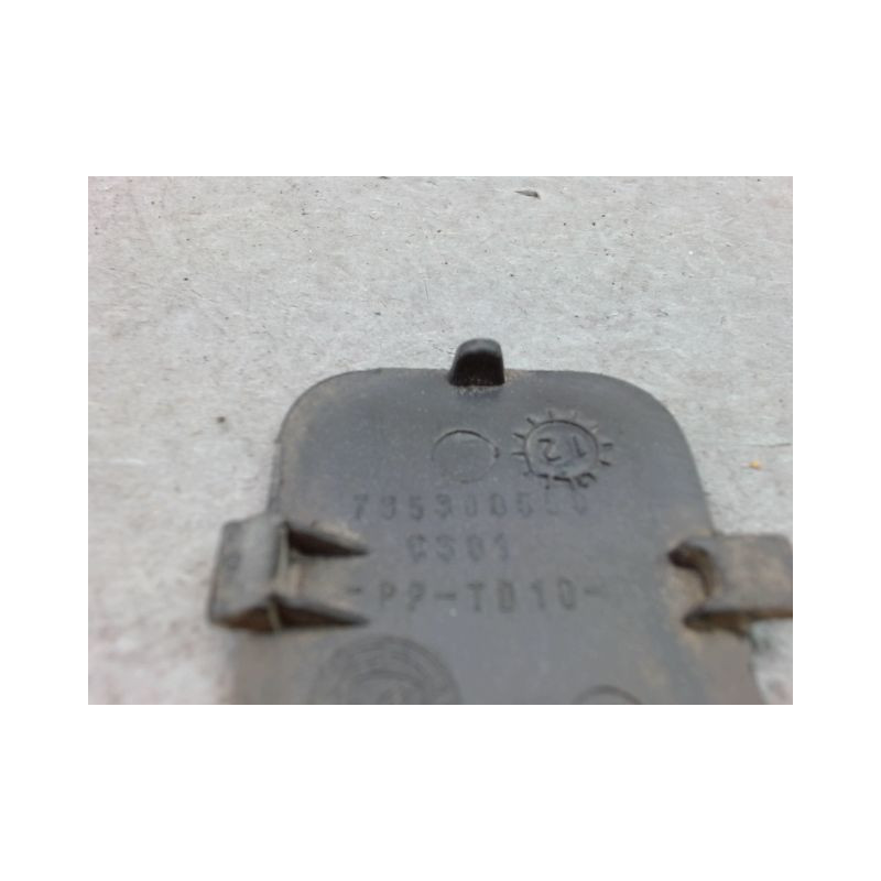 OBTURATEUR COUVRE CROCHET DE BOUCLIER AR FIAT PANDA II 2003-2012