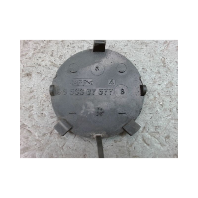 OBTURATEUR COUVRE CROCHET DE BOUCLIER AV PEUGEOT 307 SW Phase 2 2005-2008