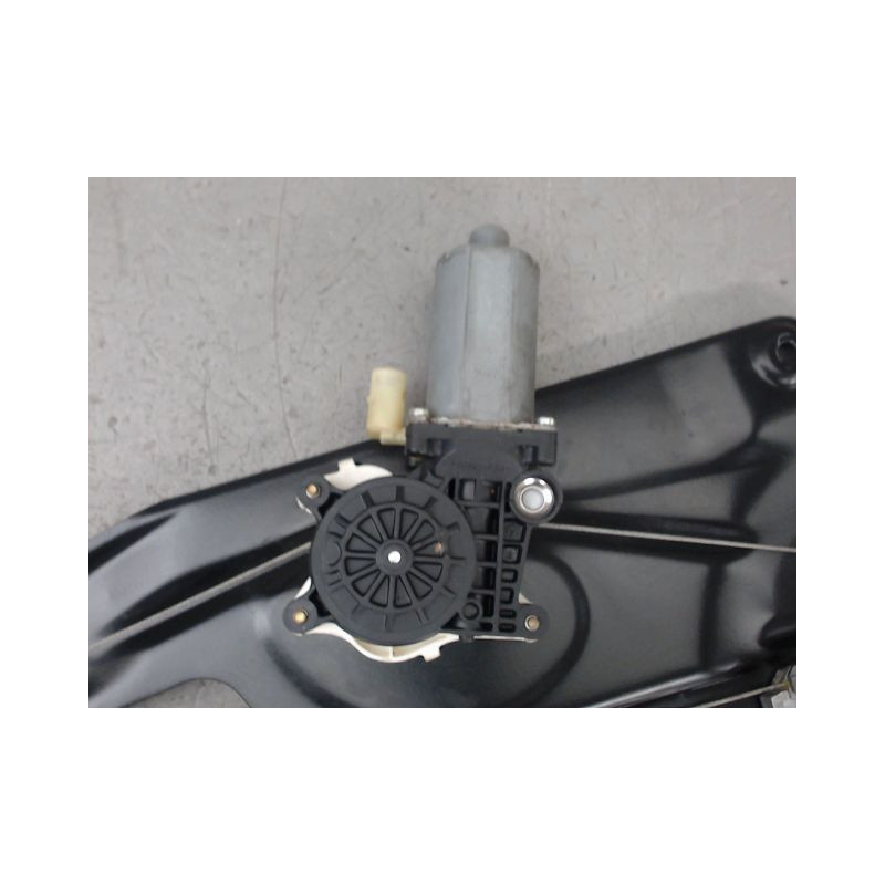 MECANISME LEVE-GLACE ARRIERE GAUCHE LAND ROVER R.ROVER