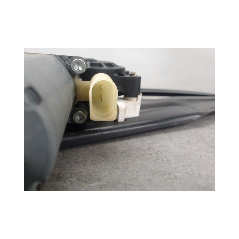 MECANISME LEVE-GLACE ARRIERE GAUCHE LAND ROVER R.ROVER