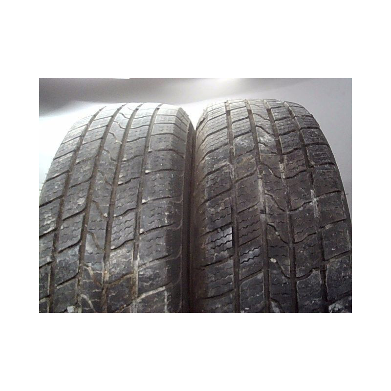 Paire de pneus APLUS A909 215 65 16 102 H
