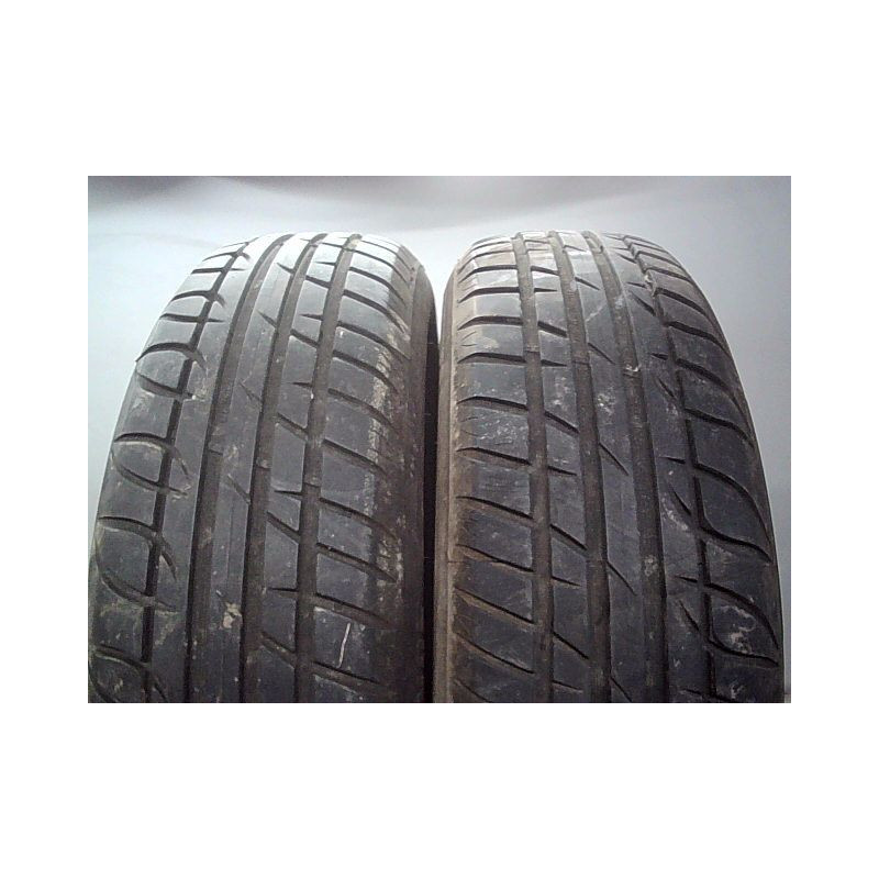 Paire de pneus TAURUS HIGH PERFORMANCE 175 65 15 84 H
