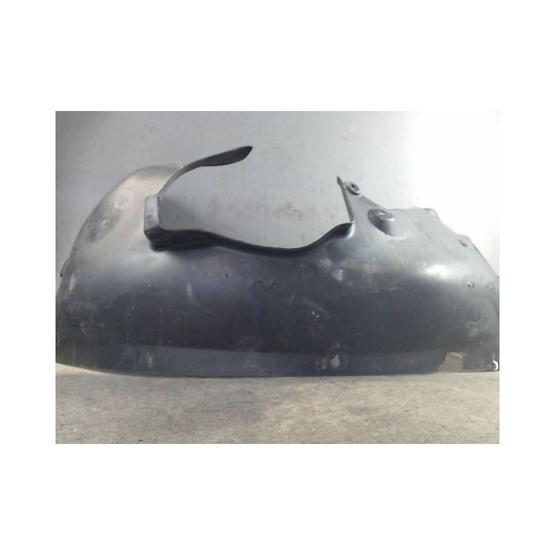 PARE-BOUE AVANT DROIT VOLKSWAGEN NEWBEETLE