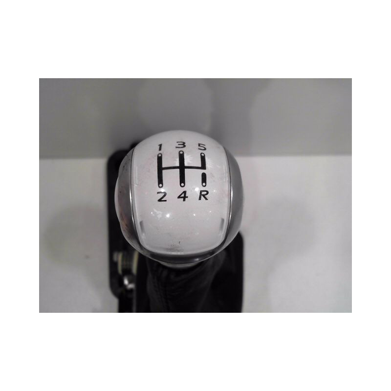 LEVIER DE VITESSES CITROEN DS3 1.6 HDi 90