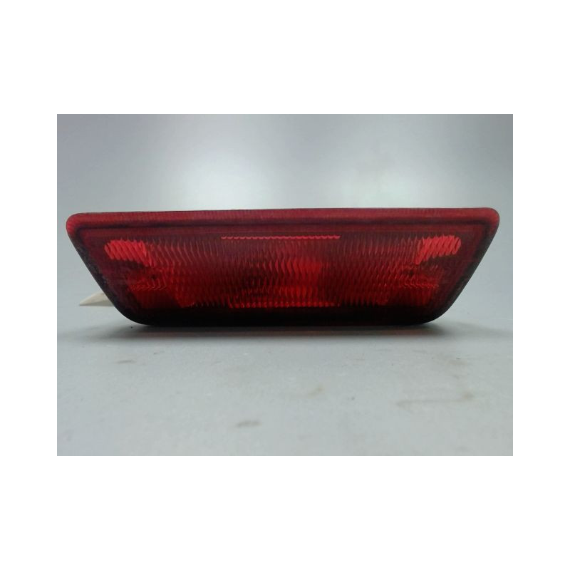 FEU BROUILLARD CENTRAL ARRIERE NISSAN X-TRAIL