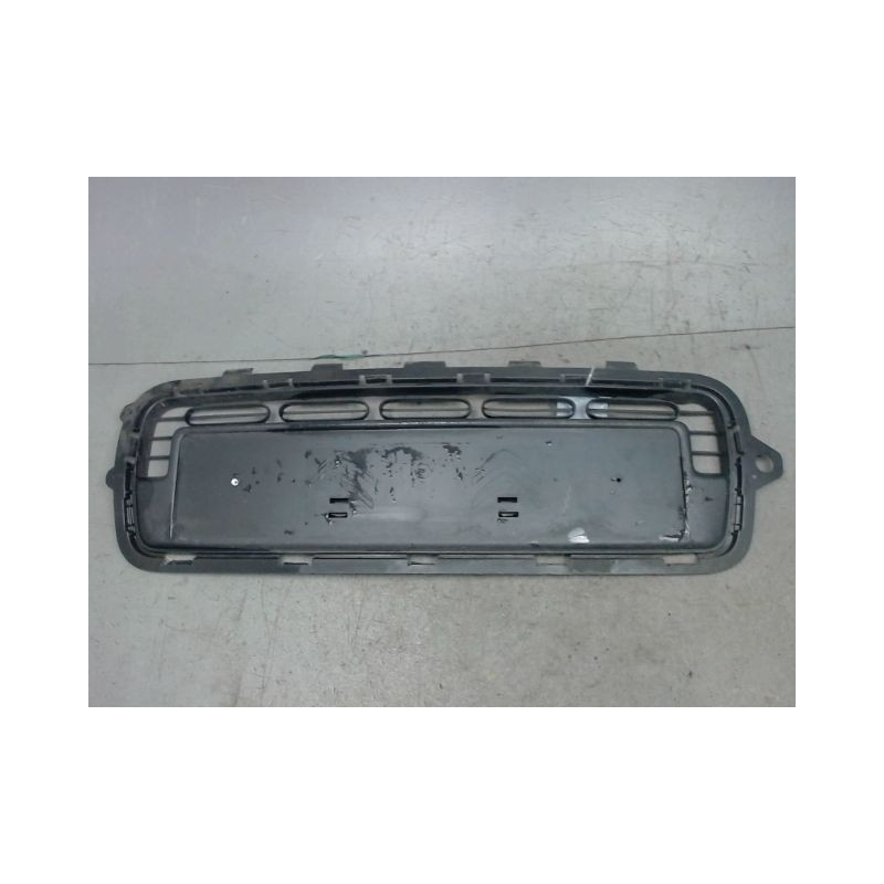 SUPPORT PLAQUE DE POLICE AVANT CITROEN C4 CACTUS