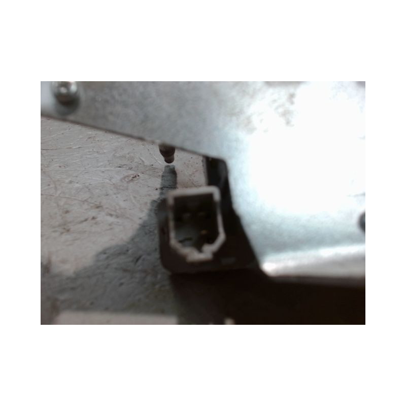 MOTEUR ESSUIE-GLACE ARRIERE NISSAN NOTE