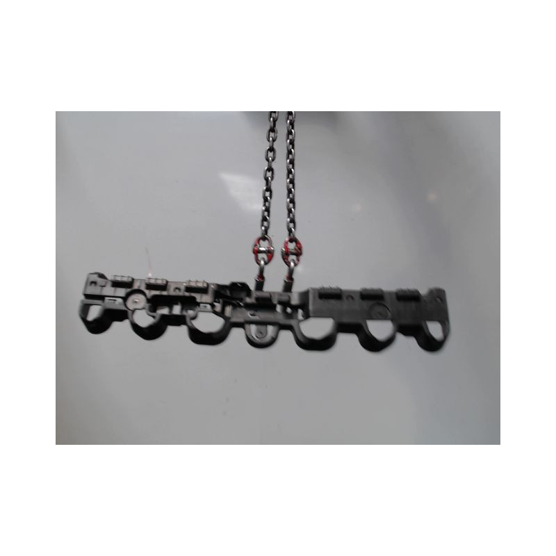 SUPPORT CENTRAL PARE-CHOC ARRIERE  RENAULT CLIO IV