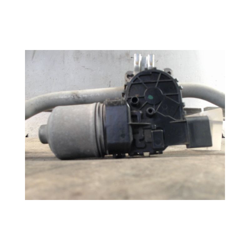 MOTEUR ESSUIE-GLACE AVANT PEUGEOT 2008