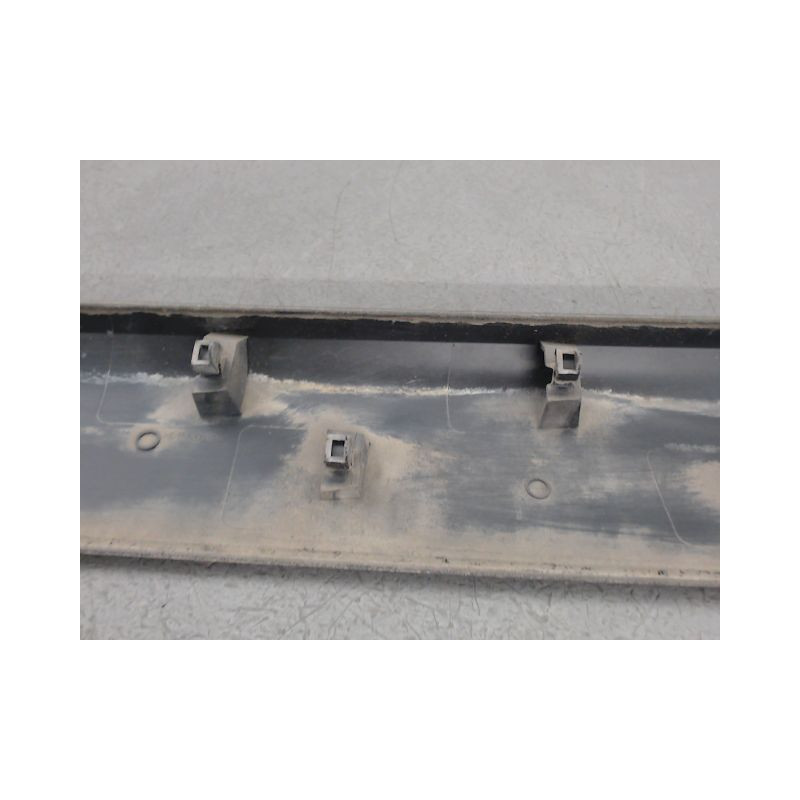 PROTECTION PORTE AVANT DROIT DACIA LODGY