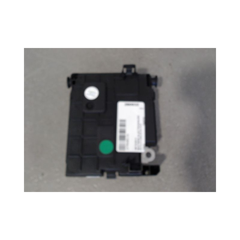 BOITE A FUSIBLES CITROEN C4