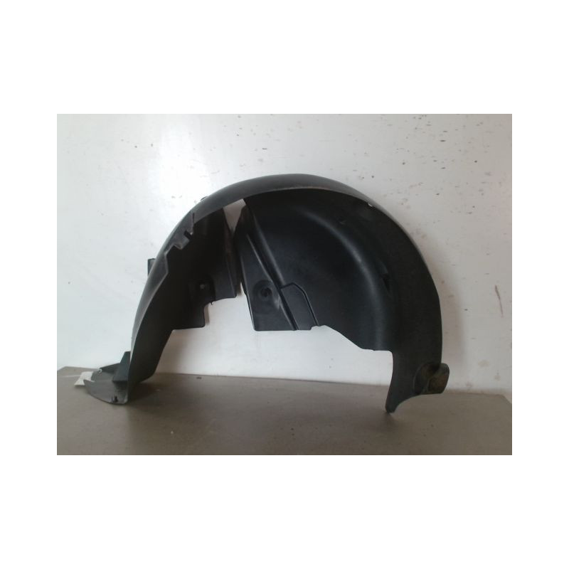 PARE-BOUE ARRIERE GAUCHE RENAULT CLIO