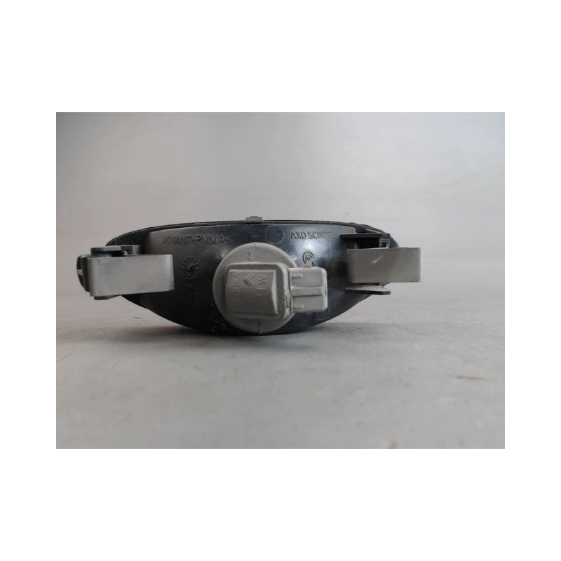 FEU BROUILLARD CENTRAL ARRIERE PEUGEOT 206