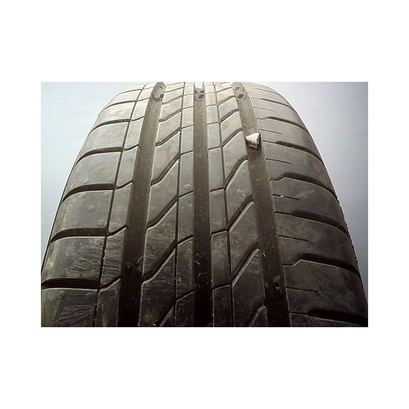 Pneu CONTINENTAL ULTRA CONTACT 155 65 14 75 T