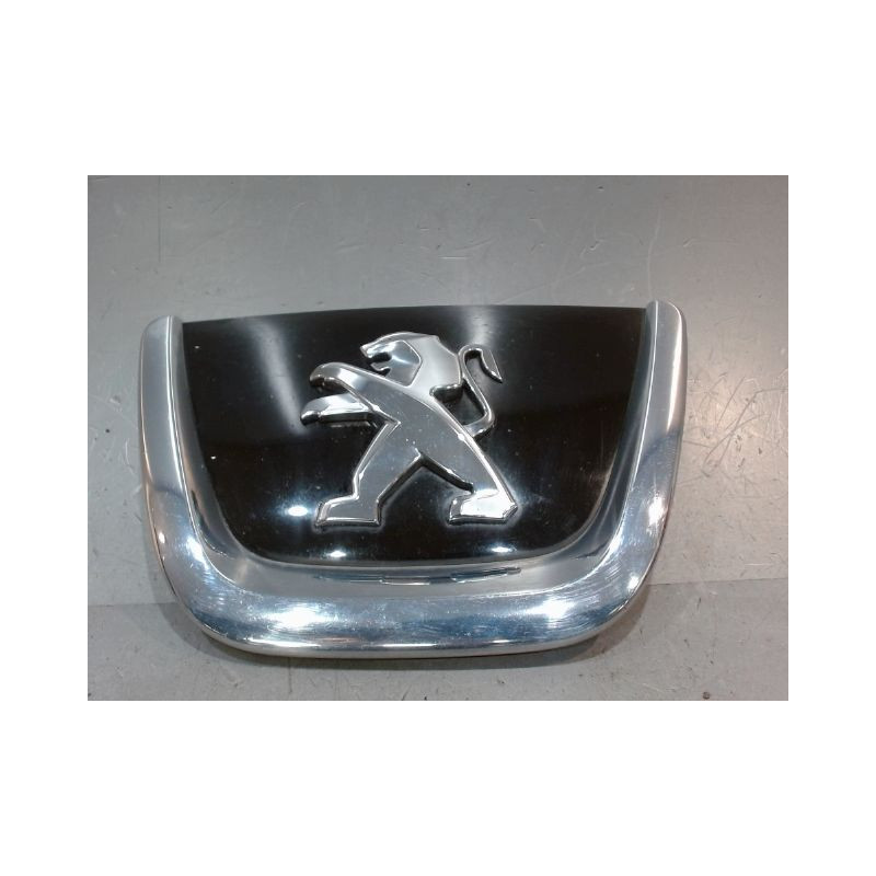 SIGLE CALANDRE PEUGEOT 308